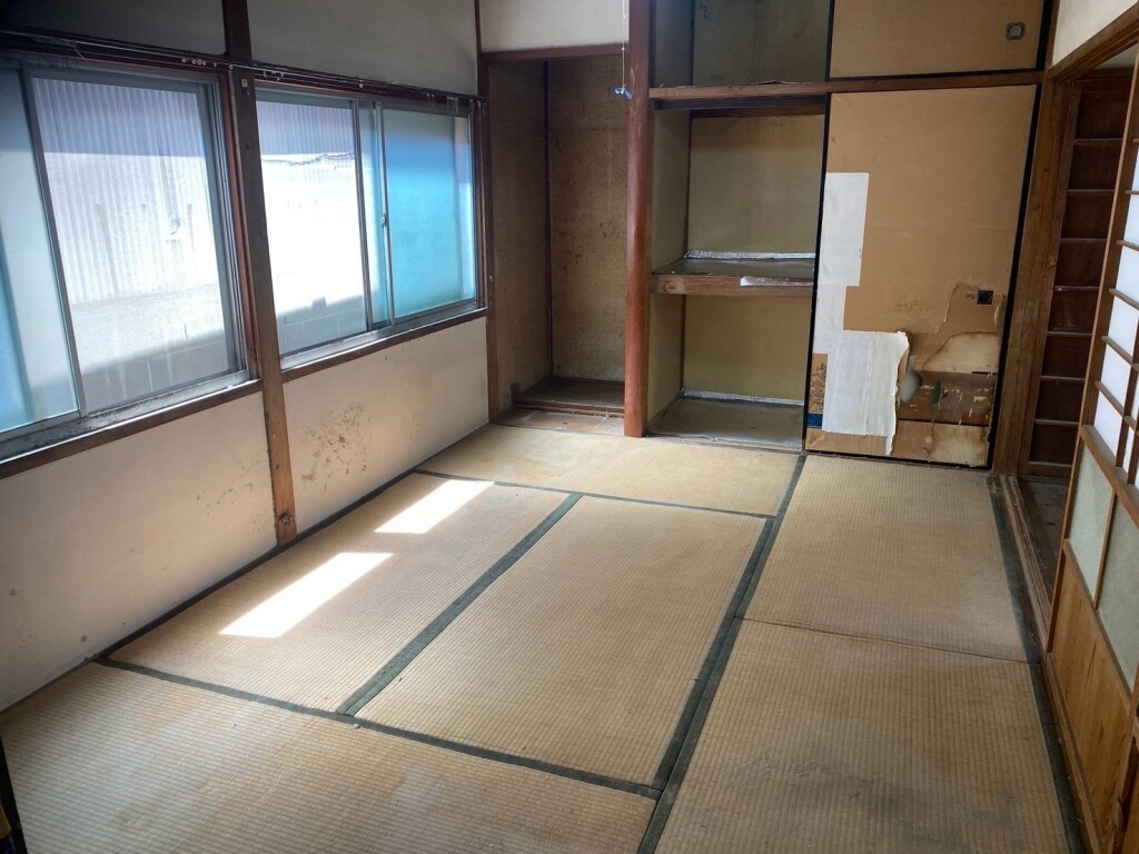 LINE_ALBUM_家財処分_260908_2